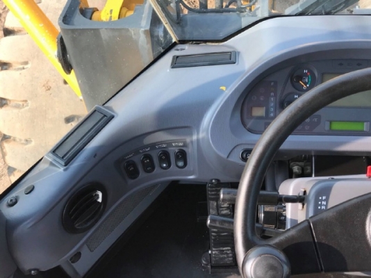 ขายรถตักล้อยาง KOMATSU WA380-6 ปี 2011 รถนอกนำเข้าจากญี่ปุ่น สภาพสวยพร้อมใช้งาน มีVDOการทำงานครับ ขายรถตักล้อยาง KOMATSU WA380-6 ปี 2011 รถนอกนำเข้าจากญี่ปุ่น สภาพสวยพร้อมใช้งาน มีVDOการทำงานครับ