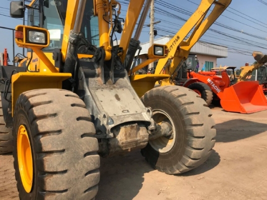 ขายรถตักล้อยาง KOMATSU WA380-6 ปี 2011 รถนอกนำเข้าจากญี่ปุ่น สภาพสวยพร้อมใช้งาน มีVDOการทำงานครับ ขายรถตักล้อยาง KOMATSU WA380-6 ปี 2011 รถนอกนำเข้าจากญี่ปุ่น สภาพสวยพร้อมใช้งาน มีVDOการทำงานครับ