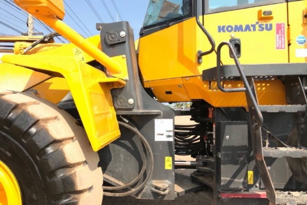 ขายรถตักล้อยาง KOMATSU WA380-6 ปี 2011 รถนอกนำเข้าจากญี่ปุ่น สภาพสวยพร้อมใช้งาน มีVDOการทำงานครับ ขายรถตักล้อยาง KOMATSU WA380-6 ปี 2011 รถนอกนำเข้าจากญี่ปุ่น สภาพสวยพร้อมใช้งาน มีVDOการทำงานครับ