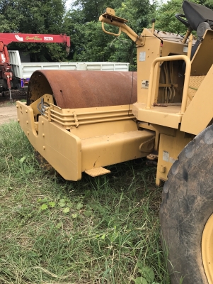 JW100 รถบด KOMATSU รถสวยจริงเอกสารซื้อขายราคา480,000฿ สนใจสอบถามได้ที่ ☎ 081-989-1989 + ID LINE : rangrayong หรั่งครับ