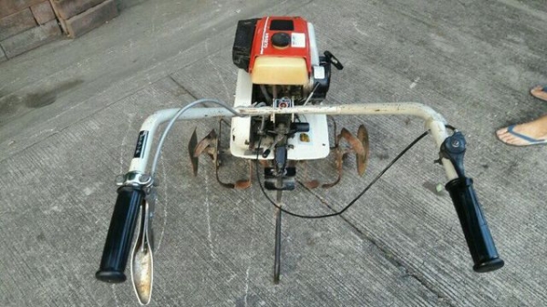 ขายรถพรวนดินตั๊กแตน mitsubishi g270l สภาพดีนำเข้า