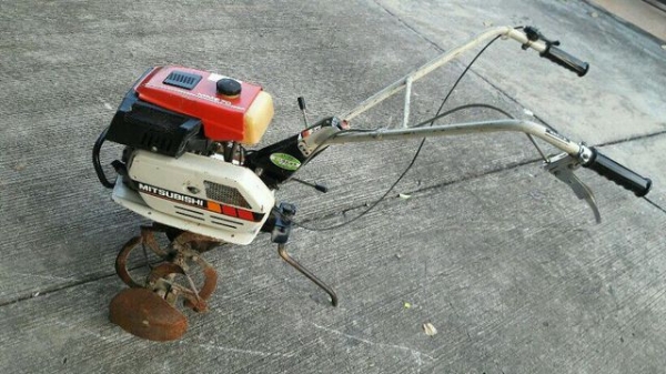 ขายรถพรวนดินตั๊กแตน mitsubishi g270l สภาพดีนำเข้า