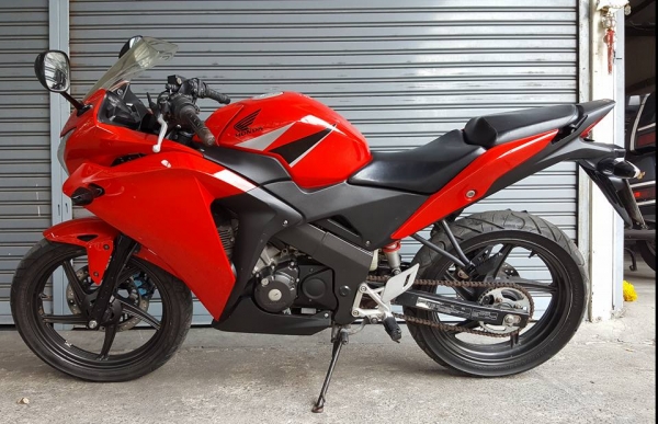 ขออนุญาตขาย HONDA CBR150I NEW สภาพพร้อมใช้งาน ระบบหัวฉีด PGM-FI ขออนุญาตขาย HONDA CBR150I NEW สภาพพร้อมใช้งาน ระบบหัวฉีด PGM-FI