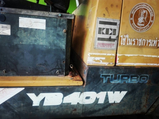 ขออนุญาตขายรถตักKOMATSU WA400-3 พร้อใช้งานเอกสารครบ ราคา 1350000 บาท สนใจติดต่อช่างดำ 0853224877 0988930465 ไอดีไลน์ 0853224877 ครับผม