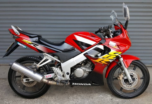 ขออนุญาตขาย HONDA CBR 150R สตาร์ทมือ มือเดียว ฟรีค่าโอน ขออนุญาตขาย HONDA CBR 150R สตาร์ทมือ มือเดียว ฟรีค่าโอน