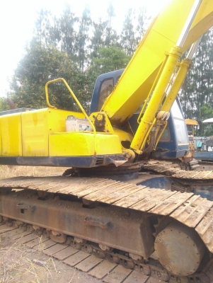 รถแบคโฮ KOBELCO SK200 MARK3 รถเก่านอกนำเข้า มีเอกสารใบอินวอยซ์ ชุดจดทะเบียน โซ่หนา เอวแน่น เครื่องดี ไฟฟ้าครบ พร้อมใช้งาน