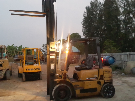 ขอบคุณลูกค้าจากอยุธยา ซื้อขายและจัดส่งแล้ว รถฟอร์คลิฟต์ MITSUBISHI FG20 รถเก่านอกนำเข้า ยังไม่เคยใช้งานในไทย เป็นเกียร์ออโต้ ใช้ได้ 2 ระบบ เครื่องดี ปั๊มดี ระบบดี ยกไม่ต้องเร่งเครื่อง มีเอกสารใบอินวอยซ์ มี VDO การทำงานให้ชม