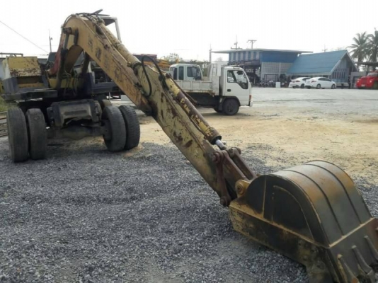 ขาย 395,000 แบคโฮล้อยาง 2 เพลา KOMATSU pw 100-3 เครื่องดี เกียร์แรง ปั้มแรง ยางดี รถพร้อมใช้ รถอยู่ สระบุรี 090-772-3710 090-772-3708