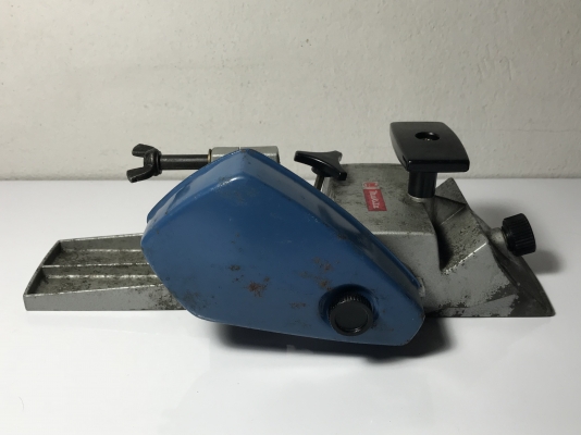 กบไสไม้ Makita สำหรับต่อกับสว่านไฟฟ้า กบไสไม้ Makita สำหรับต่อกับสว่านไฟฟ้า