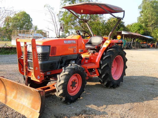 ❥ขายคะรถไถมือ ✌️L3408 ★★พร้อมใช้งาน★★อุปกรณ์ 3 ชิ้น  ใบดันหน้า+ผาน+โรตารี่ ราคา 185000฿ ทำงาน 1301ชม.⛽จัดส่งฟรี ↠↠สนใจติดต่อสอบถาม↠0906910337 ⛳พิกัด ร้านส.เจริญแทรกเตอร์ อ.บางระกำ จ.พิษณุโลก