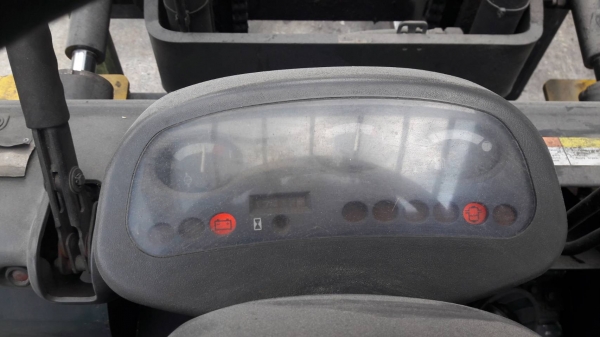 รถฟอร์คลิฟท์ Komatsu ดีเซล 4 ตัน เสาสูง 5 เมตร รถพร้อมใช้งาน (มีคลิปกการทำงาน)