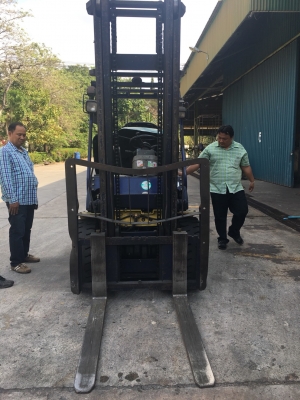 รถฟอร์คลิฟท์ Komatsu FD30T-14 ดีเซล 3 ตัน เสาสูง 4 เมตร รถพร้อมใช้งาน (มีคลิปกการทำงาน)