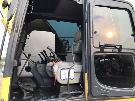 ขาย KOMATSU PC200-8MO 5700 ชั่วโมง  PM7000 สภาพสวยเดิม