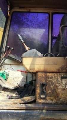 ขาย 480,000 KOMATSU pc 200-5 ซีเรียลสูง S/N 67909 คอลโทลสั้น เครื่องดี ปั้มแรง ไฟฟ้าครบ เอวแน่น ช่วงล่างเต็ม แต่ต้องปะเฟรมนิดหน่อย  รถอยู่ สุรินทร์ 090-772-3710 090-772-3708