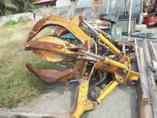 ขาย 39,500 หัวขยุ้มเหล็ก ใส่รถแบคโฮ ขนาด 200 สภาพสวย พร้อมใช้ มี 2 ตัว หัวขยุ้มอยู่ สระบุรี 090-772-3710 090-772-3708
