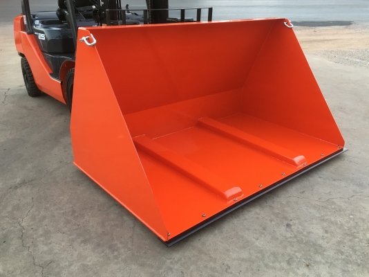 ขายรถโฟลคลิฟท์ TOYOTA 8FD25 ดีเซล เกียร์คลัตช์ , เสายกสูง 5 เมตร , เครื่องยนต์ดีเซล 3Z ,งาปรับคว่ำหงาย , รถนำเข้าแท้จากญี่ปุ่น 100\% ( รถไม่เคยใช้งานในเมืองไทย นำเข้าจากญี่ปุ่น )