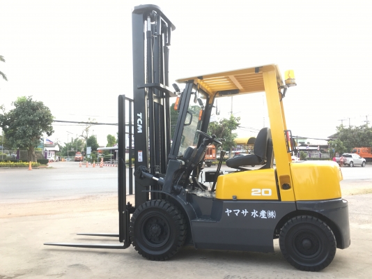 ขายรถโฟลคลิฟท์ TCMFD20Z5  ดีเซล , เสายกสูง 5 เมตร , เครื่องยนต์ดีเซล ISUZU C240  , รถนำเข้าแท้จากญี่ปุ่น 100\%  ( รถไม่เคยใช้งานในเมืองไทย นำเข้าจากญี่ปุ่น )