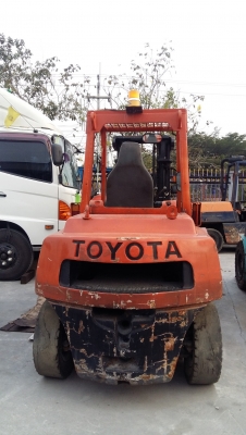 Forklift TOYOTA 3FD40  ขนาด 4 ตัน ยกสูง 4.50 เมตร เสาฟูลฟรี