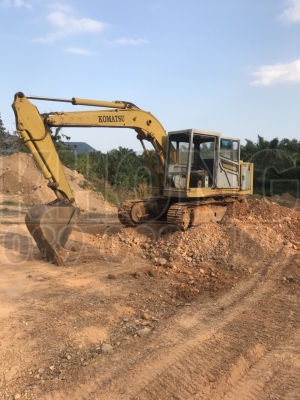 ขายด่วน รถแบคโฮ Komatsu  pc 100/2 แท้ค เอว ดี ปั้ม ตัวเดินคล่องแค่ว รถสภาพพร้อมใช้งาน เพียง 300000 บาท