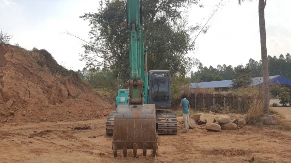 ขาย แบคโฮ KOBELCO SK200-8 Super YN12 จดทะเบียนปี 55 รถพร้อมใช้งาน ราคาคุยกันได้ครับ ขาย แบคโฮ KOBELCO SK200-8 Super YN12 จดทะเบียนปี 55 รถพร้อมใช้งาน ราคาคุยกันได้ครับ