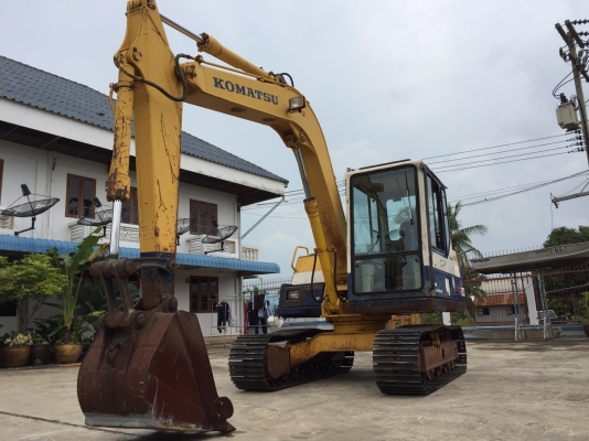 รถขุด Komatsu PC60-6 มือสอง นำเข้าจากญี่ปุ่น สภาพสวย พร้อมใช้งาน