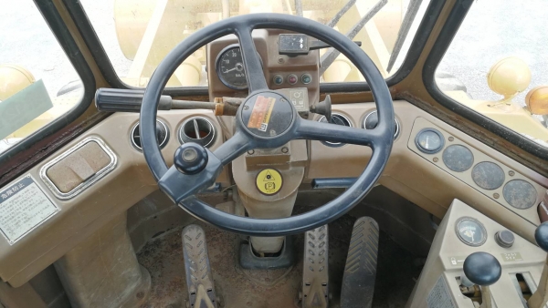 CAT 936 เก่าญี่ปุ่นแท้ สภาพสวย ราคาไม่แพง โทร.090-986-2521 อ๊อบ