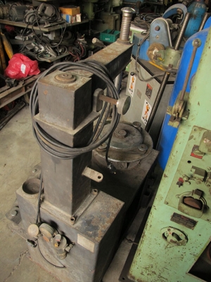 ขายเครื่องเปลี่ยนถอด-ใส่ยางรถยนต์ KOBOY รุ่นเก่าแข็งแรงใช้ดี ขายเครื่องเปลี่ยนถอด-ใส่ยางรถยนต์ KOBOY รุ่นเก่าแข็งแรงใช้ดี