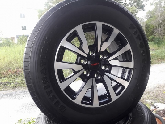 ขายล้อแม็ก vigo trd v.2 แท้ 17" พร้อมยางปี14  สนใจติดต่อร้าน ก.เจริญการยางครับ 081-3747940