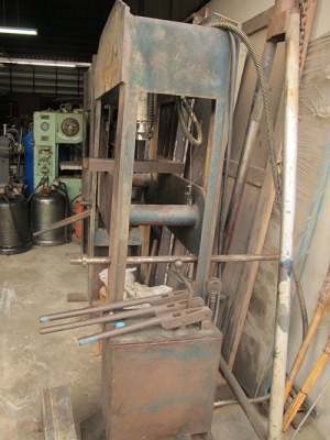 ขายแท่นอัดไฮดรอลิค 80ตัน ปั๊มใหญ๋ทด3แรง