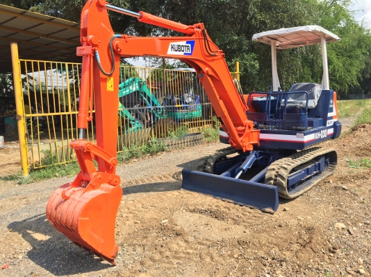 ???? ขายรถขุดแบคโฮ KUBOTA KH030 ขนาด30 รถเก่านอกแท้100\% เครื่องแน่น ระบบไว รถพร้อมใช้งาน เอกสารใบอินวอยครบ #ชั่วโมงการทำงาน 2,433 ชม.           ????ราคา  250,000 ต่อรองได้???? ☎️สนใจติดต่อ 096-3268553 (สถิตย์พันธ์) ????ID LINE 0963268553 #ร้านรุ่งเจริญแทร