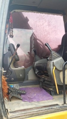 ขาย 1,090,000 CAT 315 DL ไฟฟ้าครบ เครื่องแรง ปั้มแรง เอวแน่น ช่วงล่างโซ่หนา รอนเลอร์มีแตกบ้าง เอกสารอินวอยทร์  รถอยู่ สระบุรี 092-5956777 ยุ