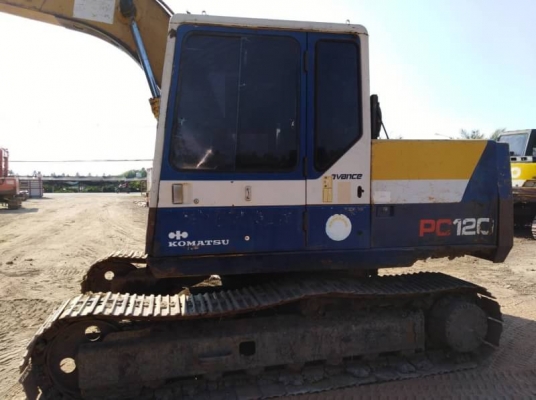KOMATSU PC 120-5