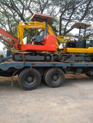 จัดส่งเรียบร้อย ขอบคุณลูกค้าจาก จ.เพชรบูรณ์ รถแบคโฮ MITSUBISHI MM35 พร้อมหัวกระแทก รถเก่านอกนำเข้า ยังไม่เคยใช้งานในไทย เครื่องดี ปั๊มแรง ขายพร้อมหัวกระแทก พร้อมใช้งาน มีเอกสารใบอินวอยซ์