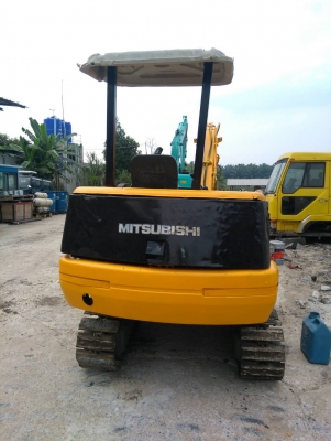 จัดส่งเรียบร้อย ขอบคุณลูกค้าจาก จ.เพชรบูรณ์ รถแบคโฮ MITSUBISHI MM35 พร้อมหัวกระแทก รถเก่านอกนำเข้า ยังไม่เคยใช้งานในไทย เครื่องดี ปั๊มแรง ขายพร้อมหัวกระแทก พร้อมใช้งาน มีเอกสารใบอินวอยซ์