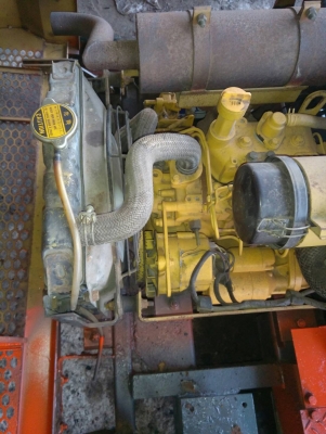 รถบรรทุกตีนตะขาบ KOMATSU  รถเก่านอกนำเข้า ยังไม่เคยใช้งานในไทย ยกดั๊มได้ ชม.การทำงานน้อย  พร้อมลุยงาน มีเอกสารใบอินวอยซ์