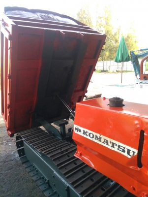 รถบรรทุกตีนตะขาบ KOMATSU  รถเก่านอกนำเข้า ยังไม่เคยใช้งานในไทย ยกดั๊มได้ ชม.การทำงานน้อย  พร้อมลุยงาน มีเอกสารใบอินวอยซ์