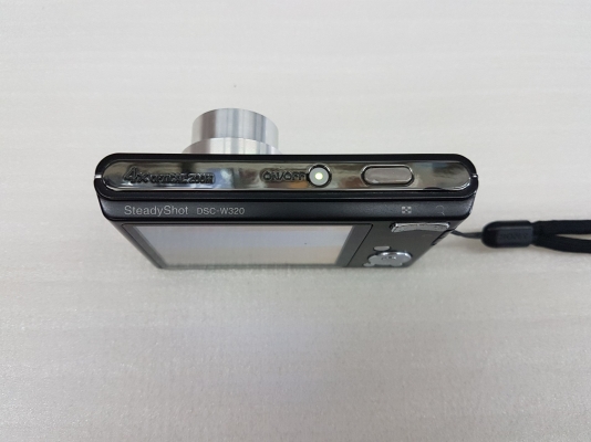 กล้องดิจิตอล Sony รุ่น DSC-W320 สีดำ 14.1 ล้านพิกเซล มีชาร์ท ซอง เมม 2 GB ส่งฟรี