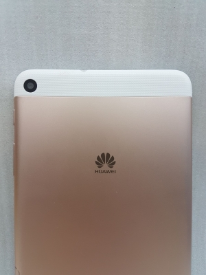Huawei Mediapad T2 7.0 นิ้ว รุ่น BGO-DL09 สีทองอ่อน มีชาร์ท สภาพใหม่ ประกันศูนย์ถึง 24-08-2018 Huawei Mediapad T2 7.0 นิ้ว รุ่น BGO-DL09 สีทองอ่อน มีชาร์ท สภาพใหม่ ประกันศูนย์ถึง 24-08-2018
