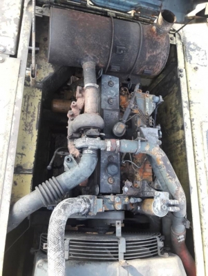 ขาย 790,000 KOMATSU pc 200-6 รถสวยเดิม ไฟฟ้าครบ เครื่องKOMATSUดี ปั้มแรง ช่วงล่างดี เอวแน่น เล่มทะเบียนพร้อมโอนขาย  ดูรถ เพชรบูรณ์ 090-772-3710 090-772-3708