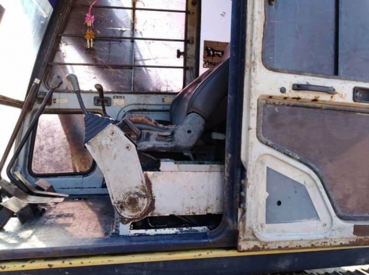 ขาย 525,000  KOBELCO SK120 MARK 3 เครื่องดี ปั้มแรง โช่หนา ไฟฟ้าครบ (มอเตอร์มีไม่ได้ต่อ)   เอวแน่น  เอกสารชื้อขาย  รถอยู่ นครปฐม  090-772-3710 090-772-3708