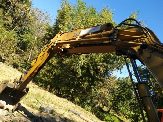 ขายด่วนรถแบคโฮCAT=307=SR.รถนำเขามีเล่มทะเบืยนรถสวยมาก