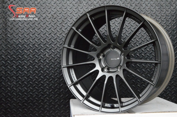 ล้อแท้ญี่ปุ่น ENKEI RS05RR ขอบ18 นิ้วสเปกเก๋ง ราคาชุดละ 65,000 บาท