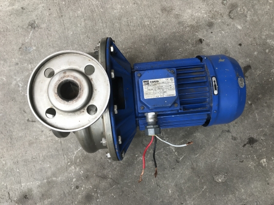 ขายปั้มน้ำหอยโข่งหัวสแตนเลส Ebara 4HP. 380V รุ่นใบพัดใหญ่ส่งน้ำไกล ขนาดเข้า 2นิ้ว ออก 1.2นิ้ว สภาพสวยเดิมๆ พร้อมใช้งาน