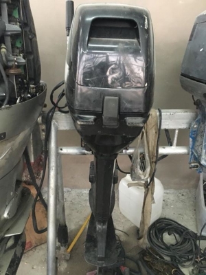 ขายเครื่องเรือSuzuki40แรง สตาร์ทไฟฟ้า แฮนเดิล