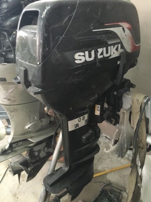 ขายเครื่องเรือSuzuki40แรง สตาร์ทไฟฟ้า แฮนเดิล