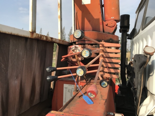 เครนยี่ห้อ UNIC เครน 5 ตัน 5 ปลอก