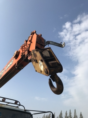 เครนยี่ห้อ UNIC เครน 5 ตัน 5 ปลอก