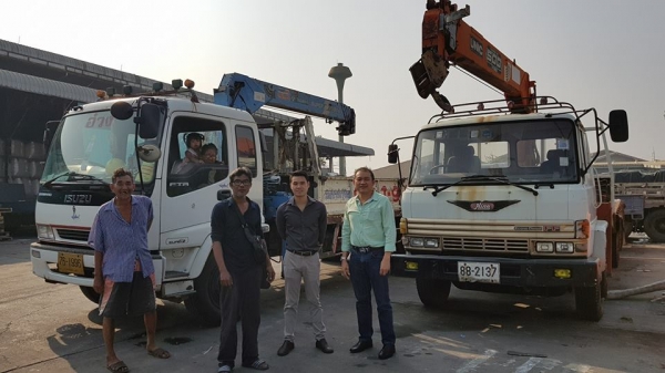 เครนยี่ห้อ UNIC เครน 5 ตัน 5 ปลอก