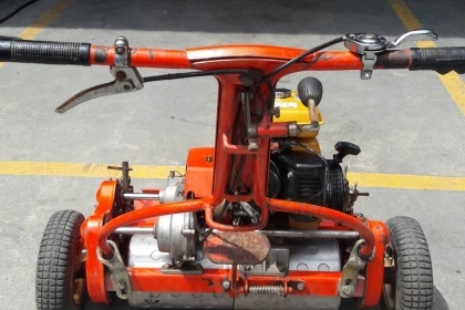 ขาย เครื่องตัดหญ้า (ตัดกรีน ) แบบเดินตาม เครื่อง ROBIN EY15 หน้ากว้าง 70 cm เก่าญี่ปุ่น (ขาดฝากรองอากาศนะคะ) ราคา 16,500 ขาย เครื่องตัดหญ้า (ตัดกรีน ) แบบเดินตาม เครื่อง ROBIN EY15 หน้ากว้าง 70 cm เก่าญี่ปุ่น (ขาดฝากรองอากาศนะคะ) ราคา 16,500