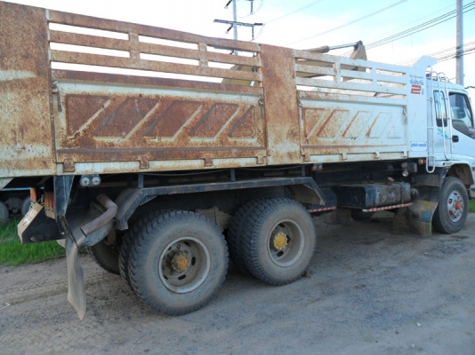 Isuzu Rocky 240 นางฟ้า Isuzu Rocky 240 นางฟ้า